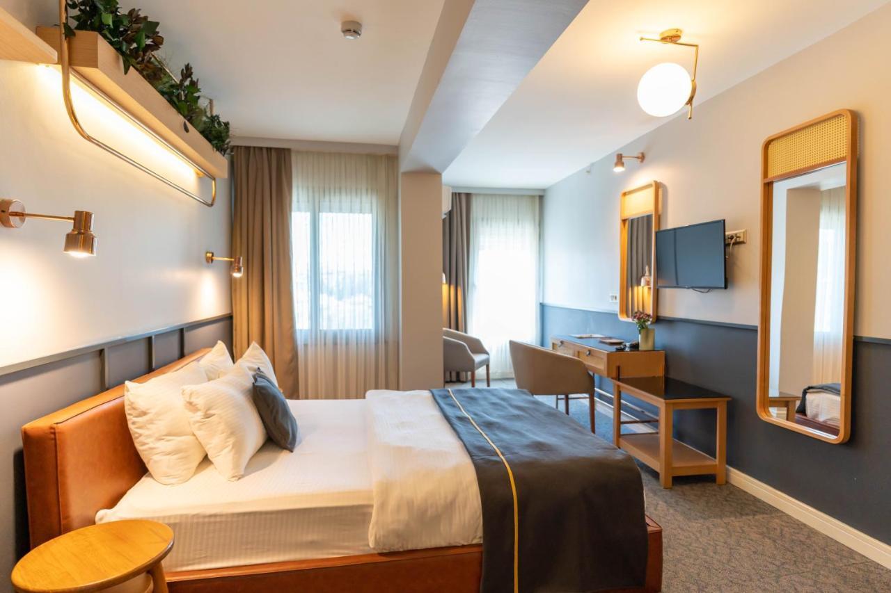 Viva La Vita Hotel İzmir Buitenkant foto