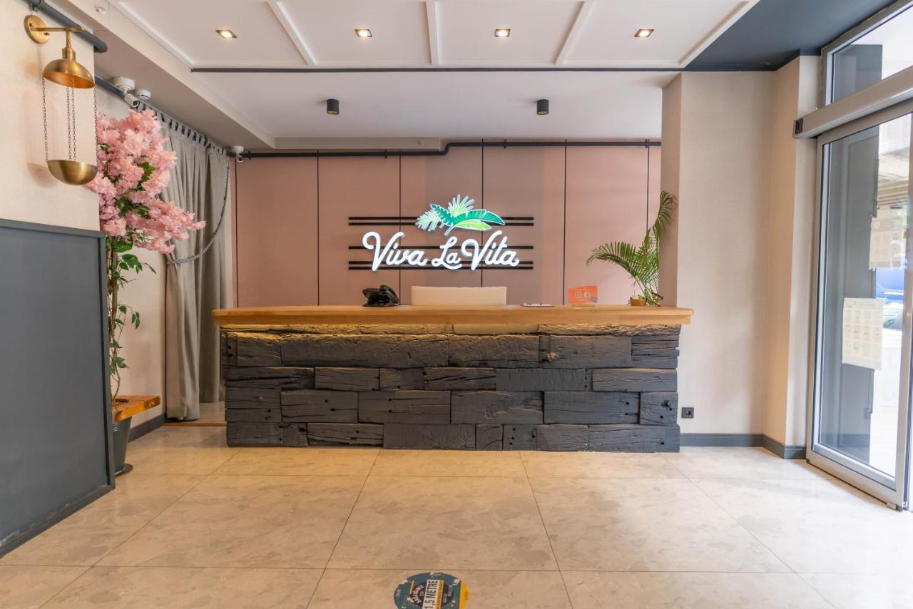 Viva La Vita Hotel İzmir Buitenkant foto
