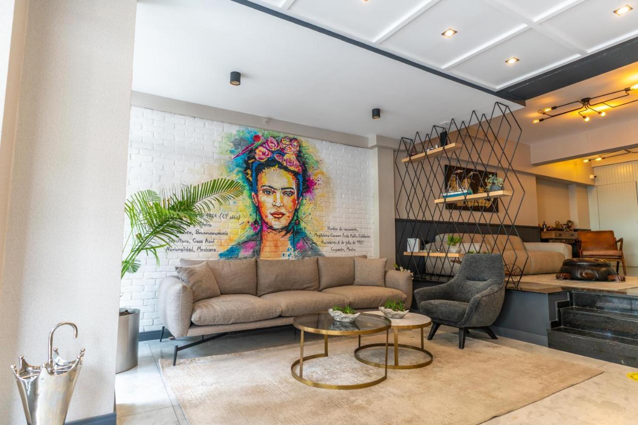 Viva La Vita Hotel İzmir Buitenkant foto